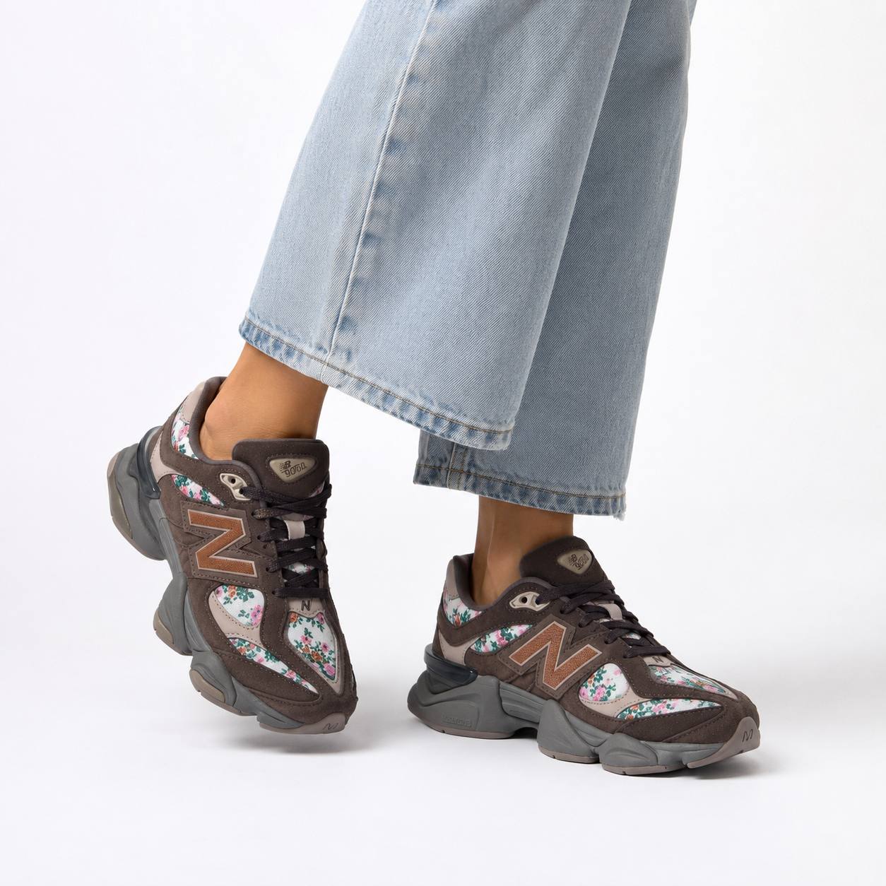New Balance New Balance 9060 Floral Brown