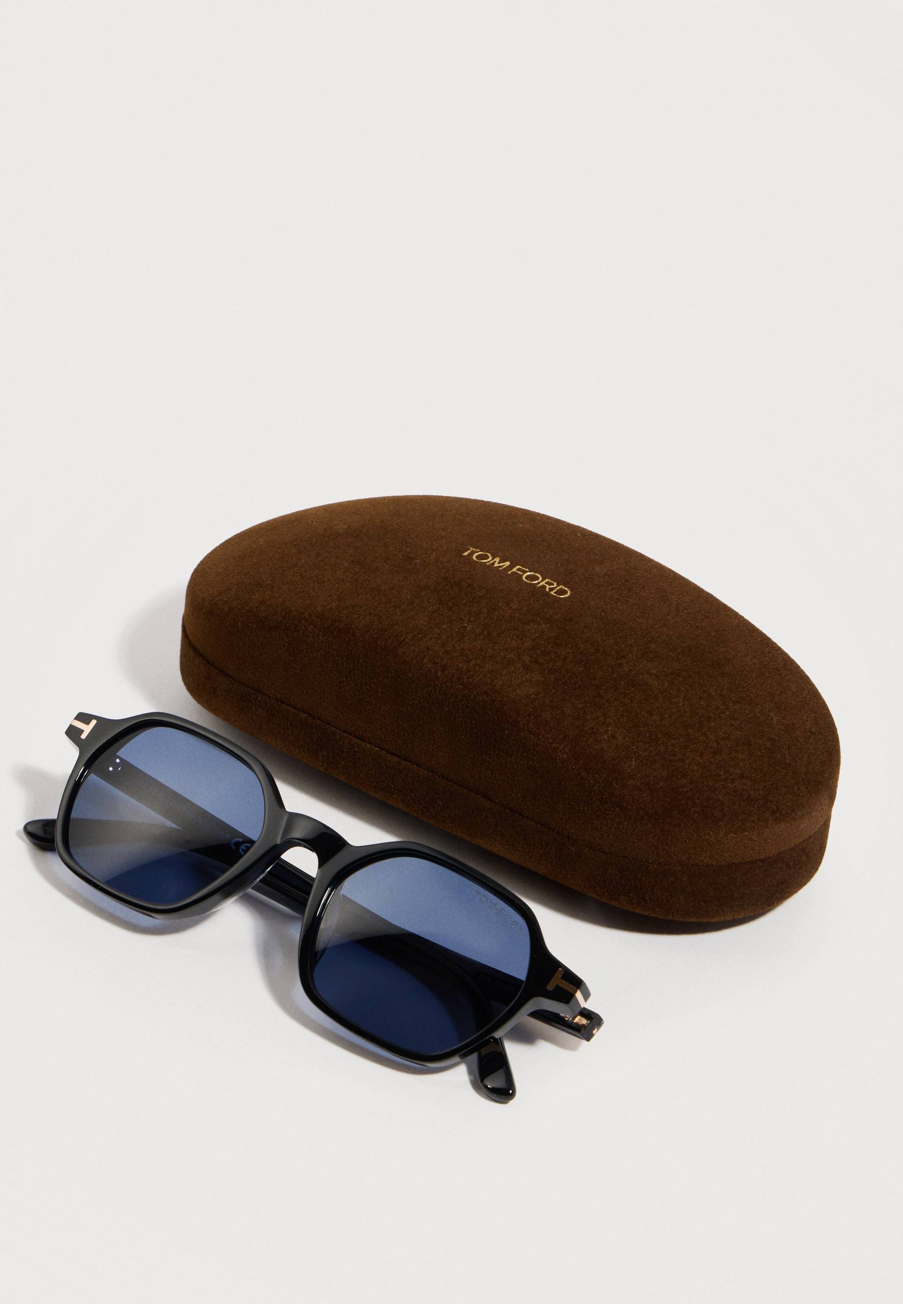 Tom Ford Жіночі сонцезахисні окуляри Tom Ford