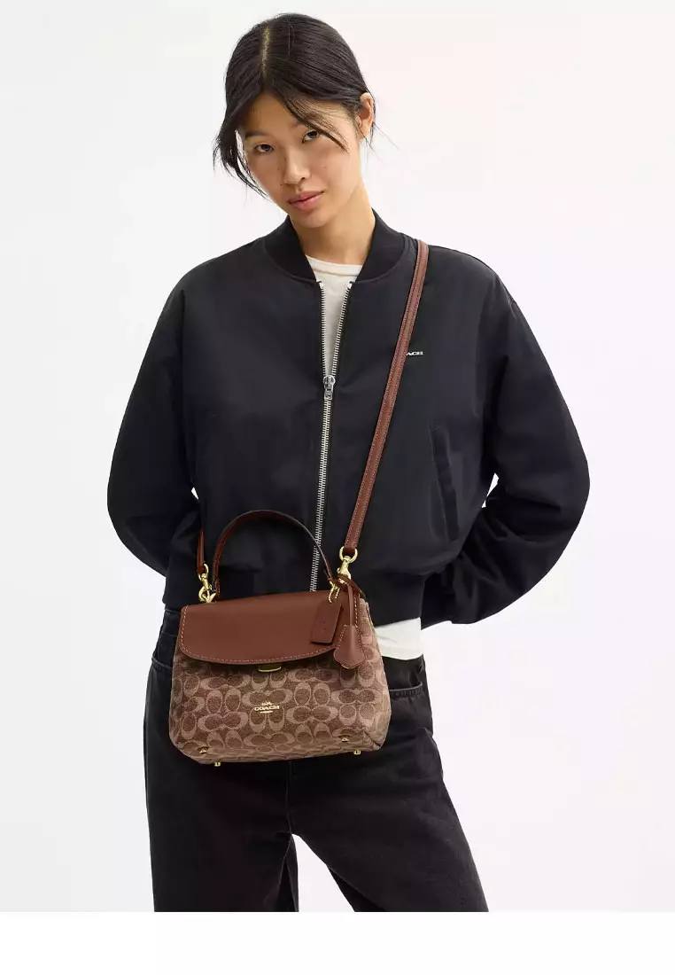 Coach Сумка Coach Eve Shoulder Bag у Signature Canvas