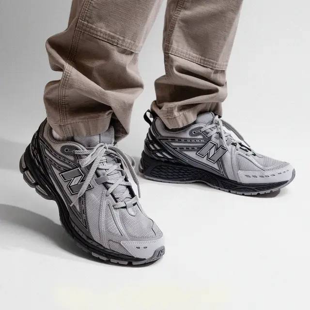 New Balance Кросівки New Balance 1906R