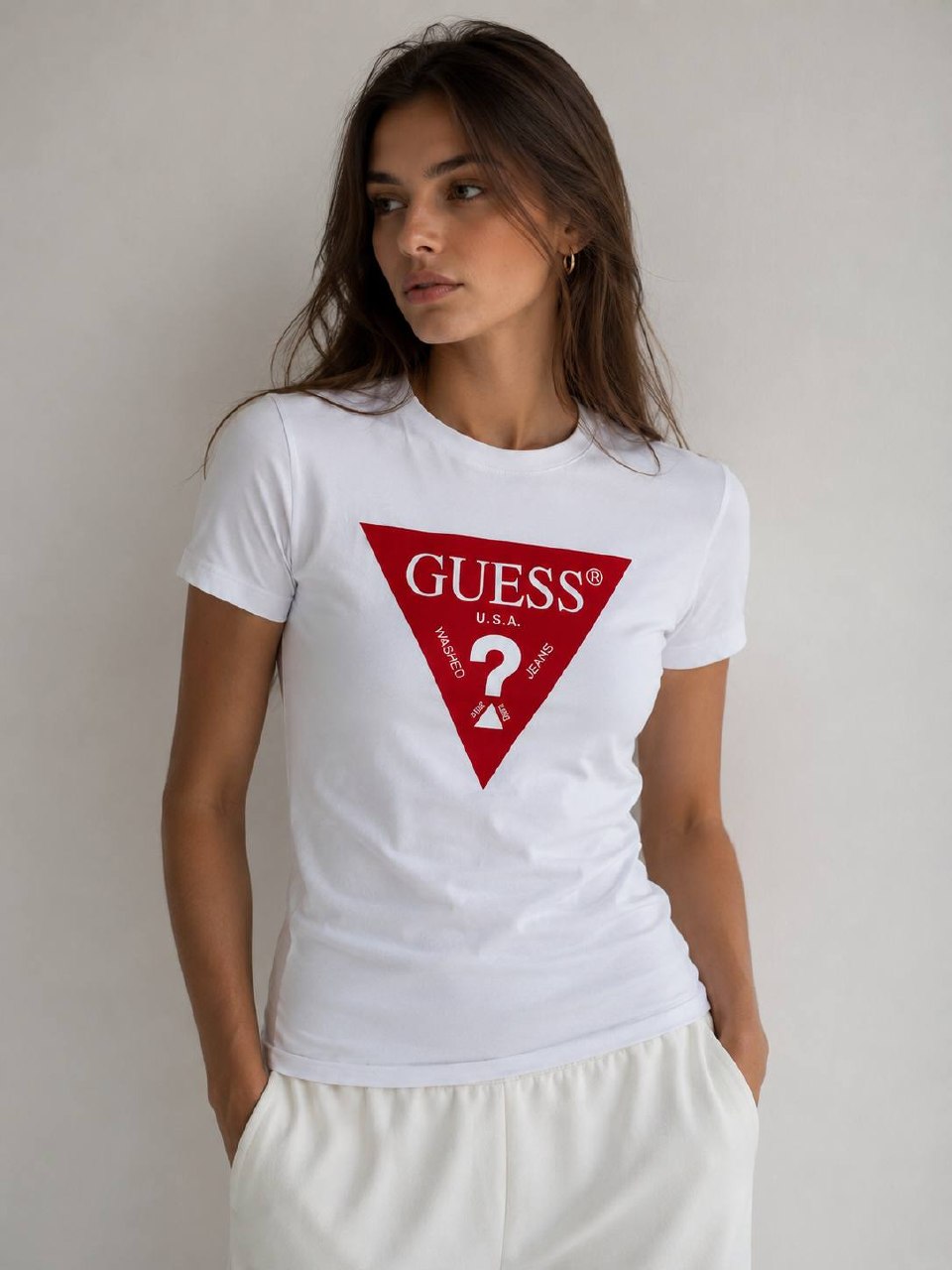 Guess Футболка Guess Triangle Logo