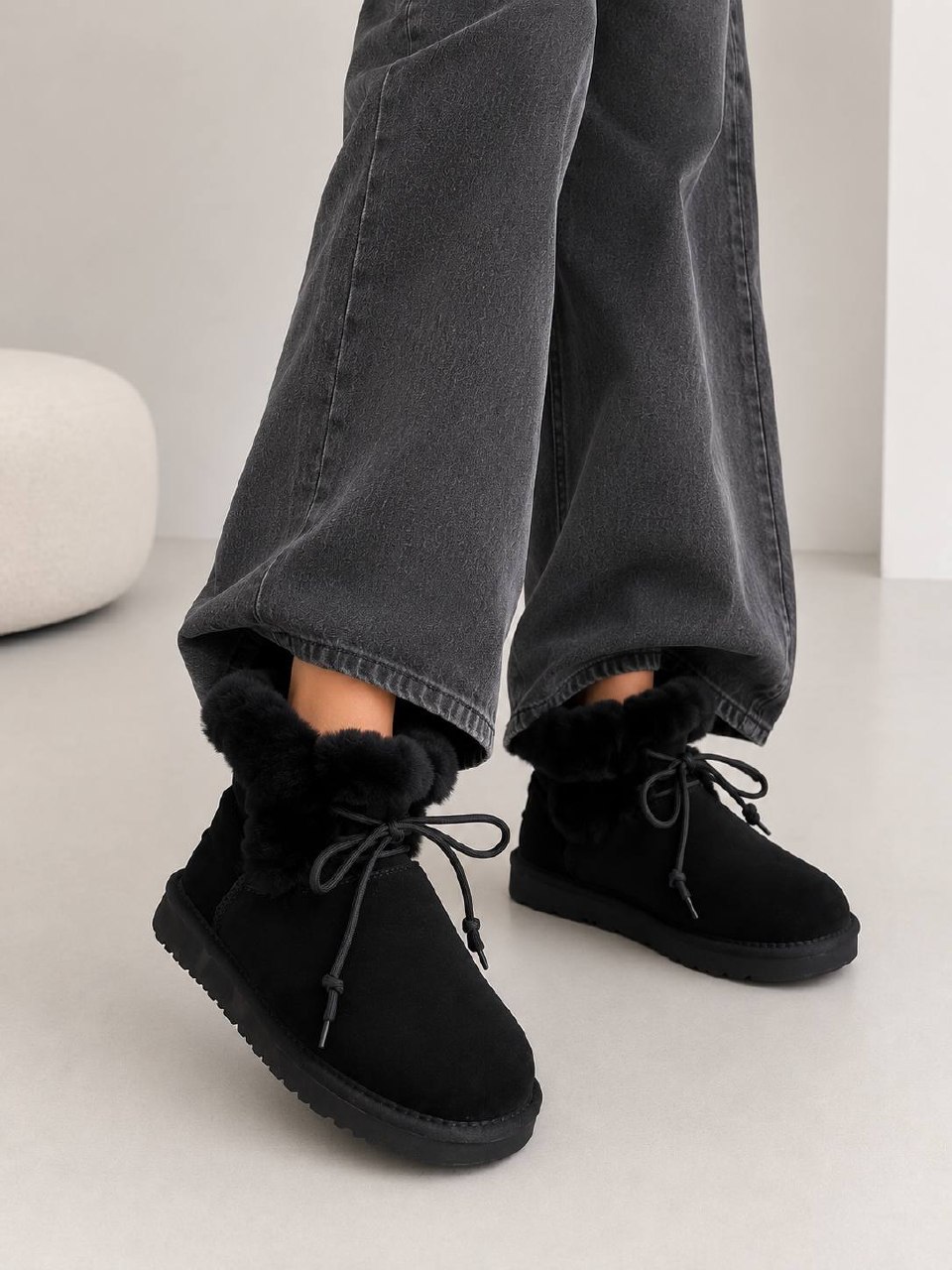 UGG UGG Fur Lace-Up Boots