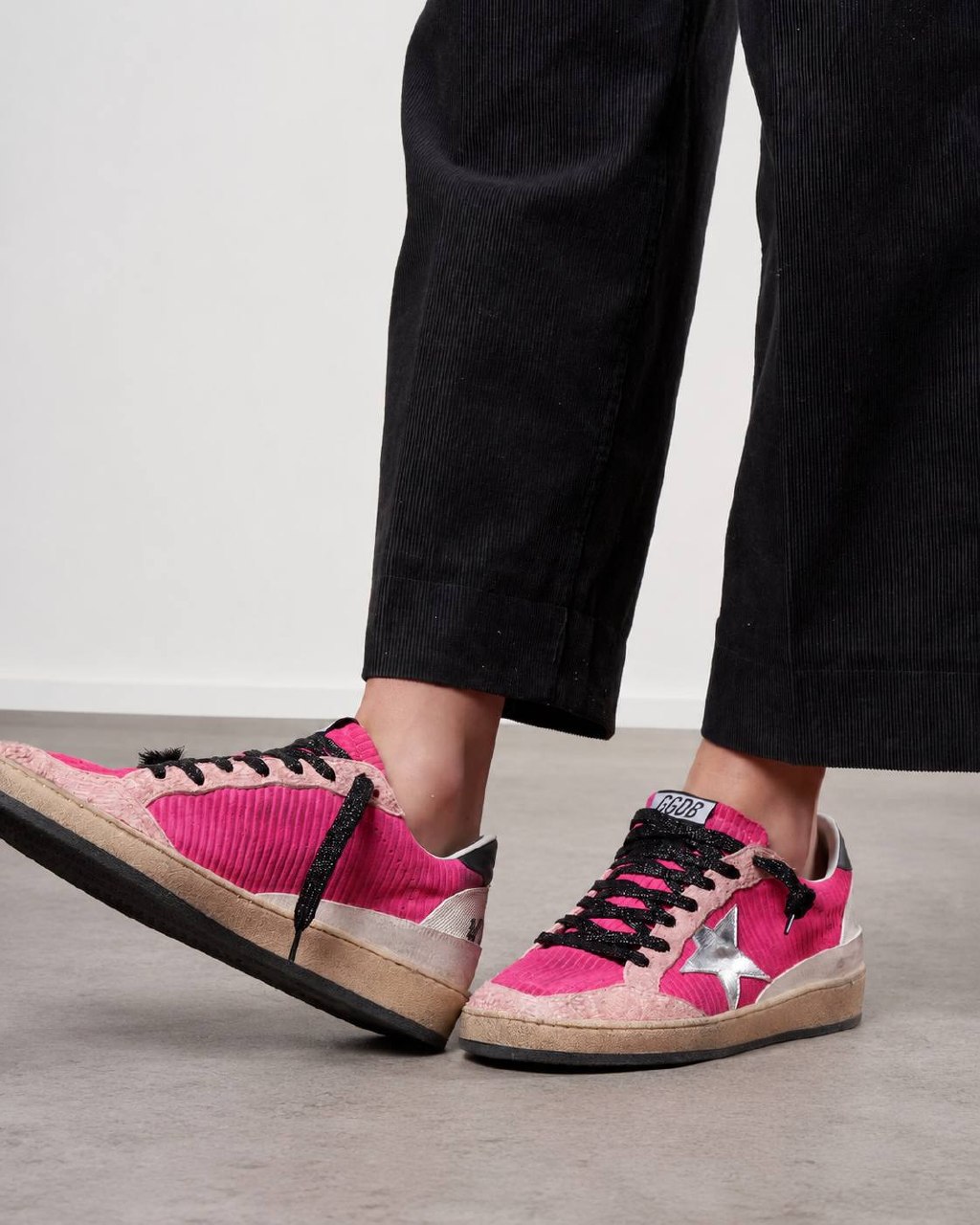 Golden Goose Golden Goose Super-Star Pink Sneakers