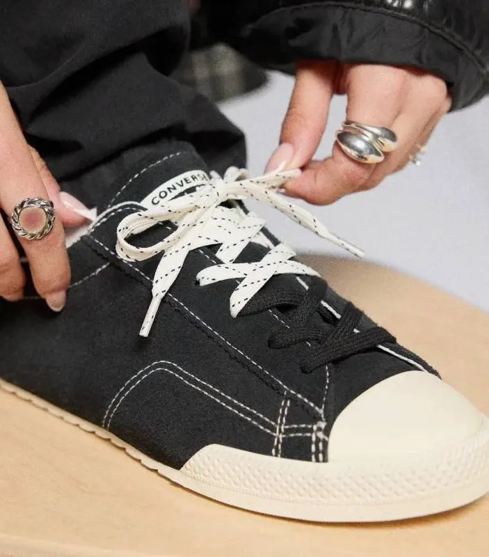 Converse Жіночі кросівки Converse Black