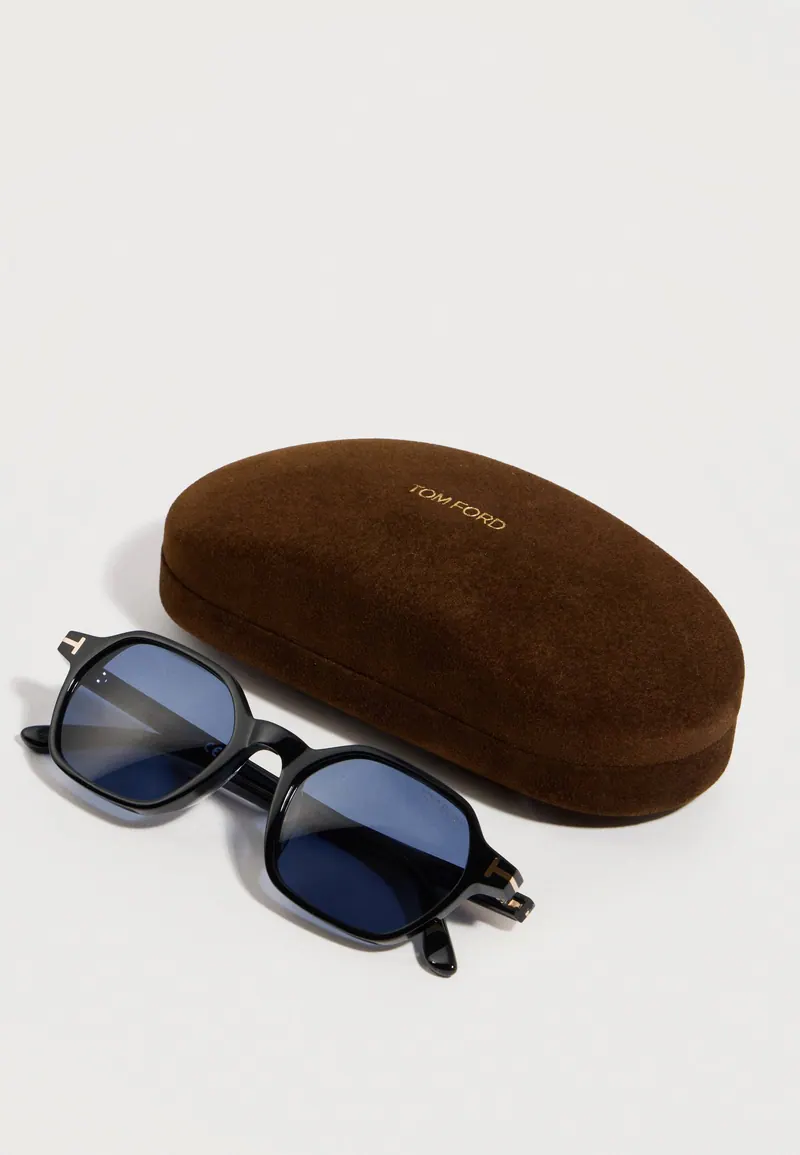 Tom Ford Жіночі сонцезахисні окуляри Tom Ford
