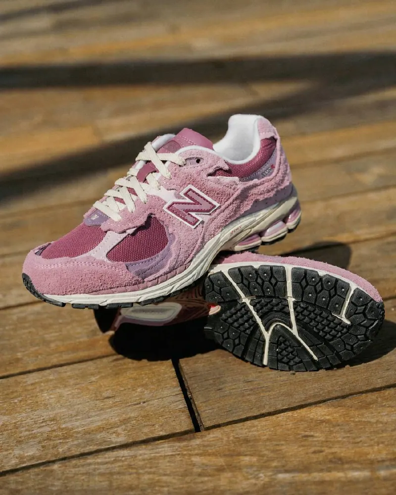 New Balance Кросівки New Balance 2002R