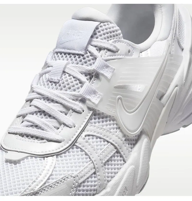 Nike Кросівки Nike V2K Run White