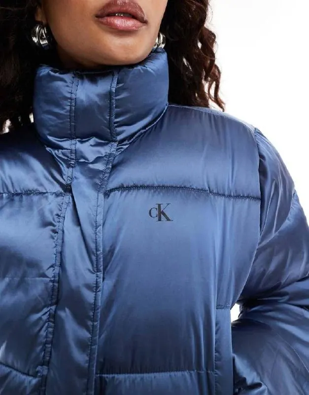 Calvin Klein Жіночий пуховик Calvin Klein