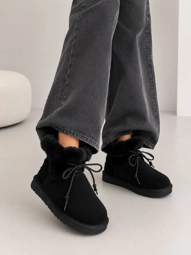 UGG UGG Fur Lace-Up Boots