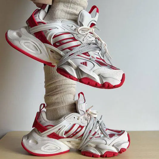 Adidas Adidas Vento XLG Runner Deluxe White/Red