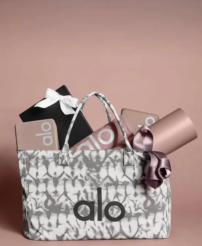 Alo Шопер Alo Yoga Tote Bag